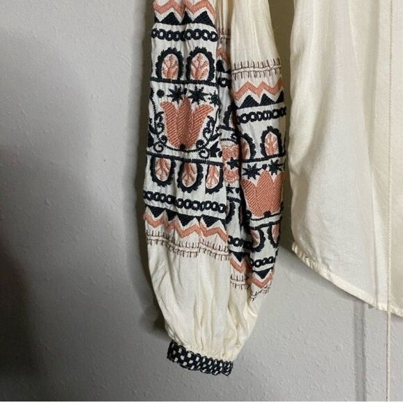 Urban Outfitters Ecote Embroidered Puff Sleeve Top - Picture 10 of 11